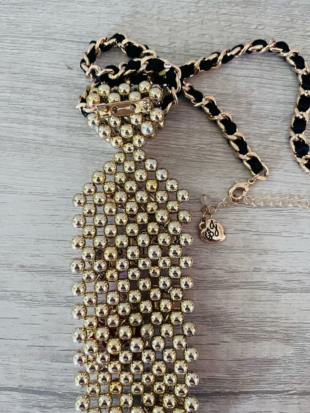 Betsey Johnson "Best In Class" School Tie Pendant Necklace NWT - Picture 4 of 5